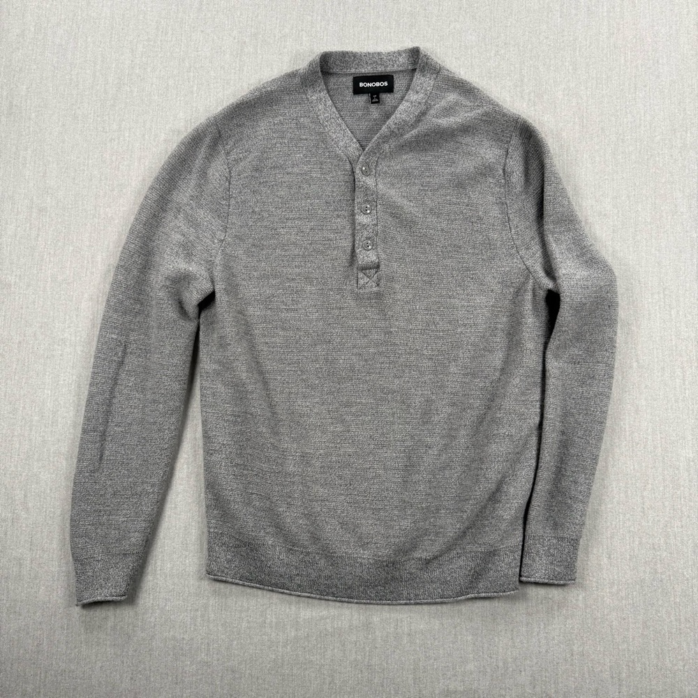 Bonobos Men's Extrafine Merino Wool Gray V-Neck Henley‎ Sweater